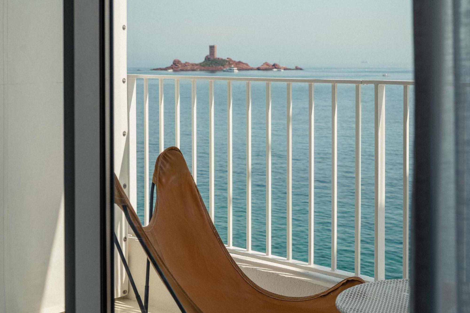 Les Roches Rouges, A Beaumier Hotel Saint-Raphael (Var) Exterior foto